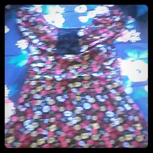 This is a very nice dress